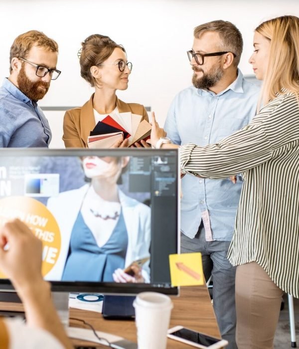 creative-people-working-in-the-office-2021-09-17-18-22-14-utc-min.jpg
